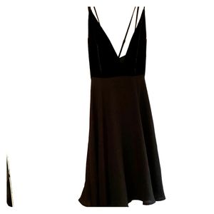 Black & Velvet - •Nasty Gal• | Mini - Dress